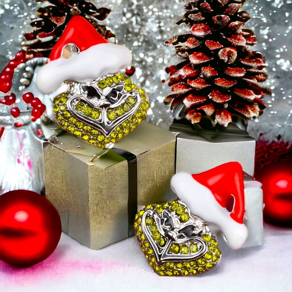 GRINCH EARRINGS! GRINGH EARRINGS W/SPARKLING ZIRCONS & STERLING SILVER POST! - Picture 4 of 14